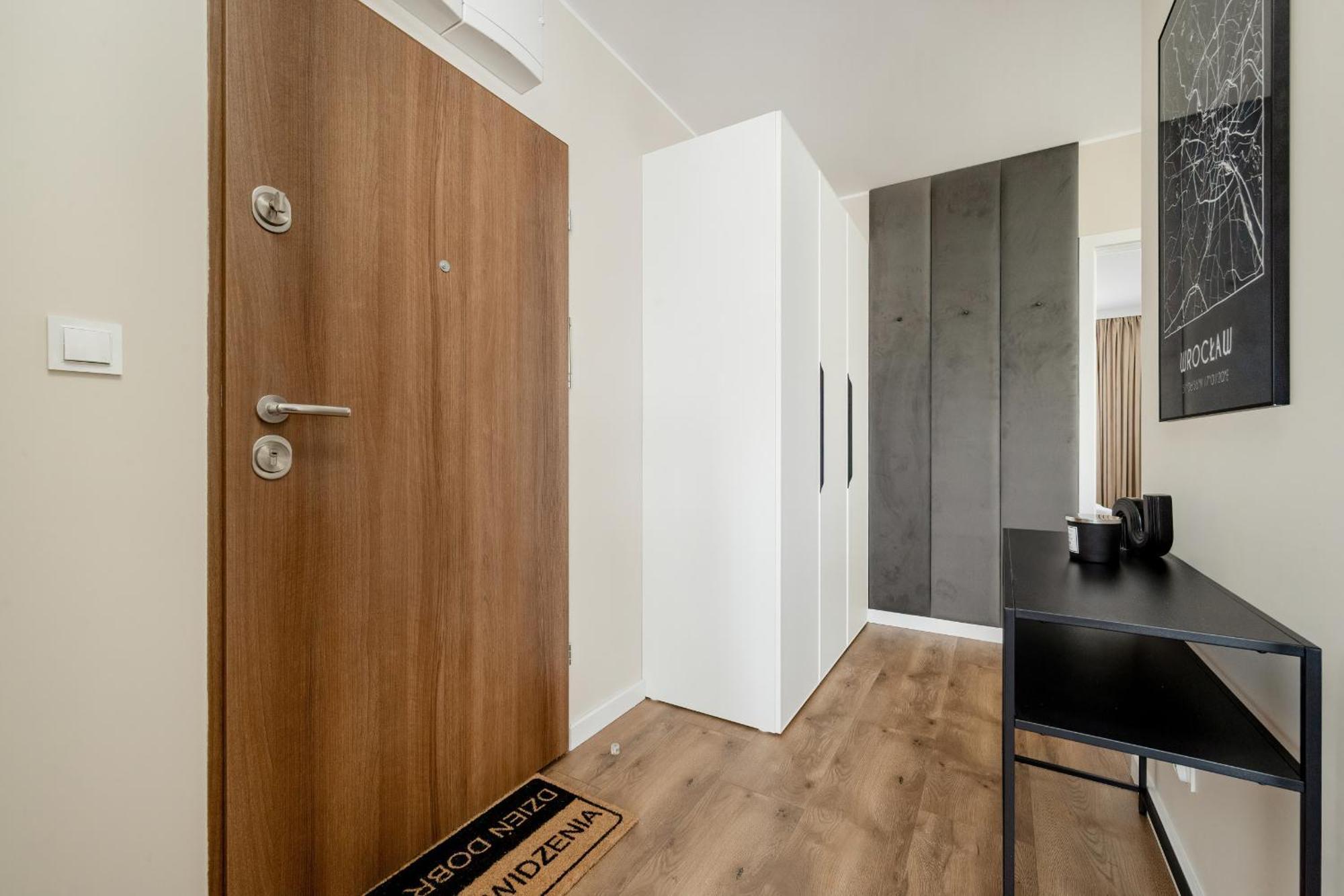 Piekny Apartament Wichrowa - 2 Sypialnie Free Garage Wroclaw By Noclegi Renters Buitenkant foto
